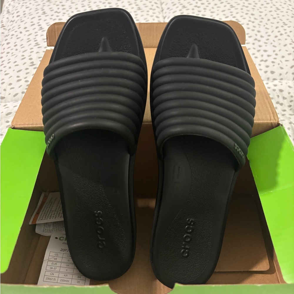 CROCS Black Slide Sandals